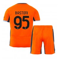 Fotbalové Dres Inter Milan Alessandro Bastoni #95 Dětské Alternativní 2023-24 Krátký Rukáv (+ trenýrky)